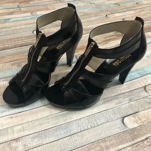 EUC MK Strappy Heels w/Gold Zip